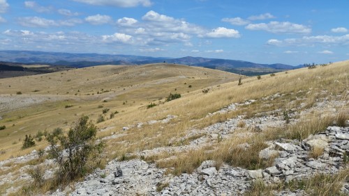Randonnée au Mont Gargo, sommet du Causse Méjean Randonnée au Mont Gargo, sommet du Causse Méjean