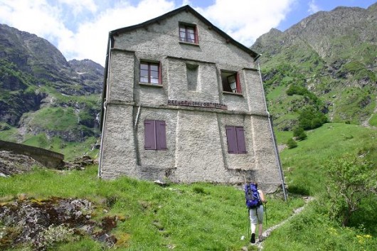 Randonnée au refuge du lac d'Oo Randonnée au refuge du lac d'Oo