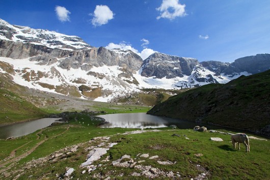 Randonnée au Cirque de Troumouse depuis Héas Randonnée au Cirque de Troumouse depuis Héas