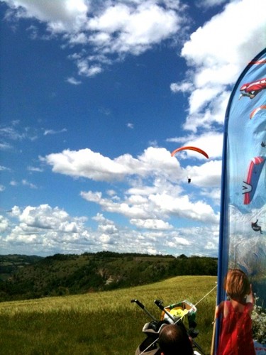 Parapente deux places à Balsac en Aveyron Parapente deux places à Balsac en Aveyron