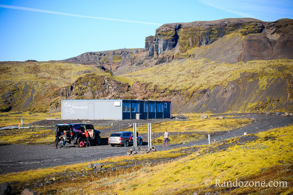 Au parking Sólheimajökull Parking Sólheimajökull