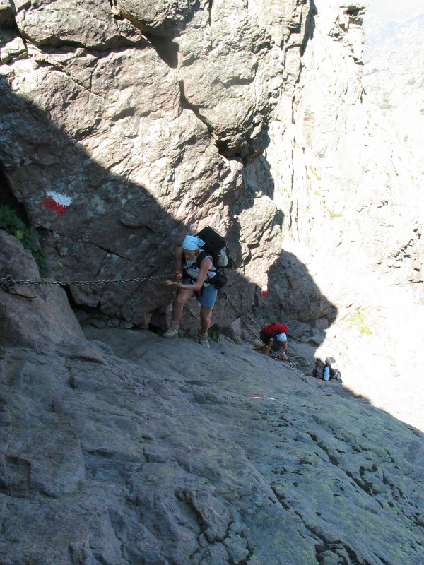 Descente dans le cirque de la Solitude Descente dans le cirque de la Solitude