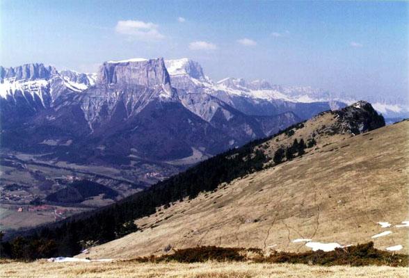 Lien topo Sommet du Platary (1586m) en boucle par le Pertuis Sommet du Platary (1586m) en boucle par le Pertuis