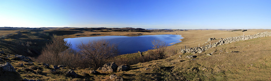 Panoramique lac de Saint-And�ol