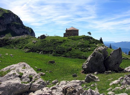 Page : Refuge Blonay-Dufour Image Panoramio