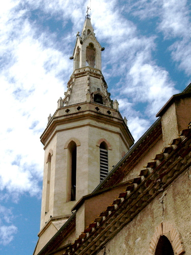 Randonnée sur le sentier de la Vère jusqu'au Saint Hussou près d'Andillac Image Panoramio