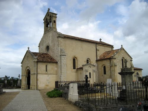 Sentier de Saint Médard d'Eyrans Image Panoramio
