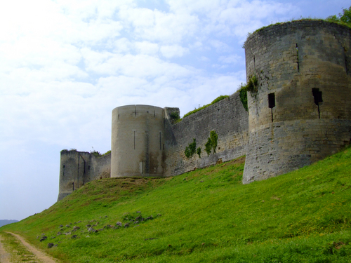 A l'ombre des remparts Image Panoramio