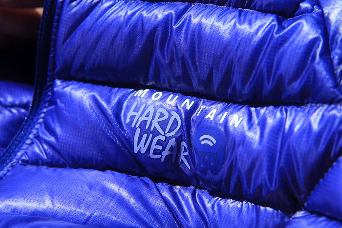 Test de la doudoune Mountain Hardwear Ghost Whisperer Down Jacket dans les Alpes