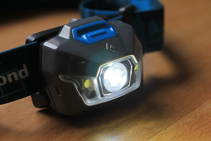 Test de la lampe frontale Black Diamond Storm Black Shadow