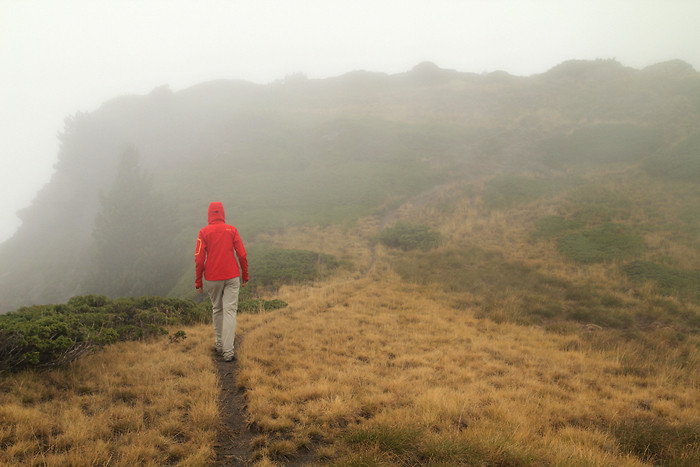Test de la veste de randonnée Jack Wolfskin Impulse Jacket dans les Pyrénées Jack Wolfskin Impulse Jacket