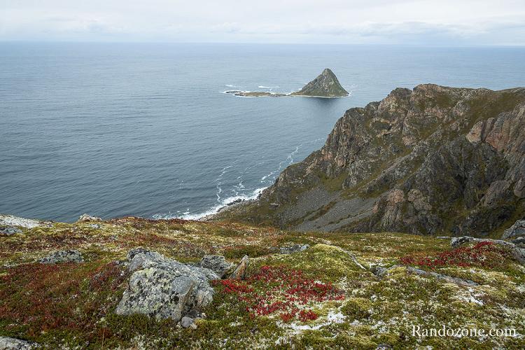 De très belles falaises mais avec beaucoup de vent De très belles falaises mais avec beaucoup de vent