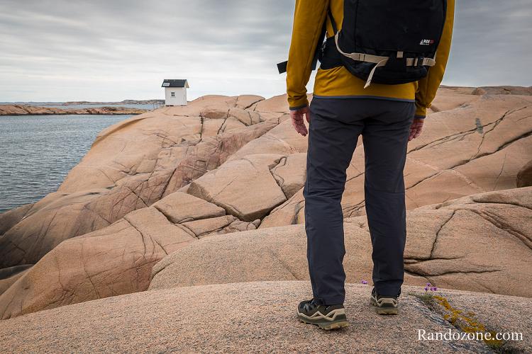 Test du pantalon de randonnée Helly Hansen Blaze Softshell en Suède Test du pantalon de randonnée Helly Hansen Blaze Softshell en Suède
