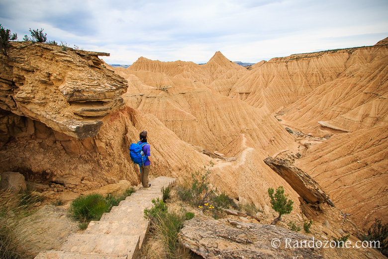 Randonnée en boucle à la Piskerra Passage des escaliers