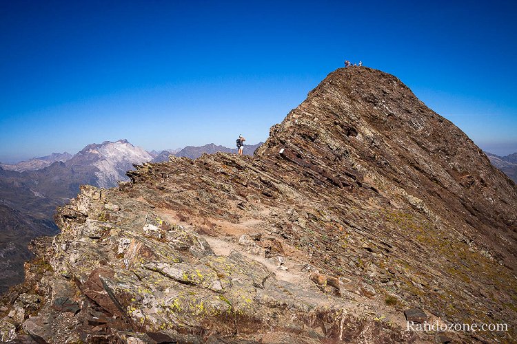 Dernière crête avant le sommet du Piméné