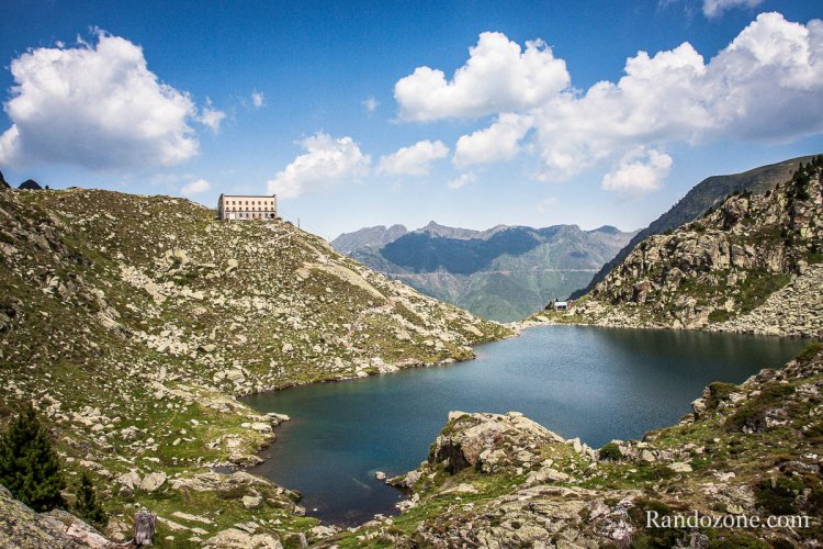 Les refuges dans les Pyr&eacute;n&eacute;es