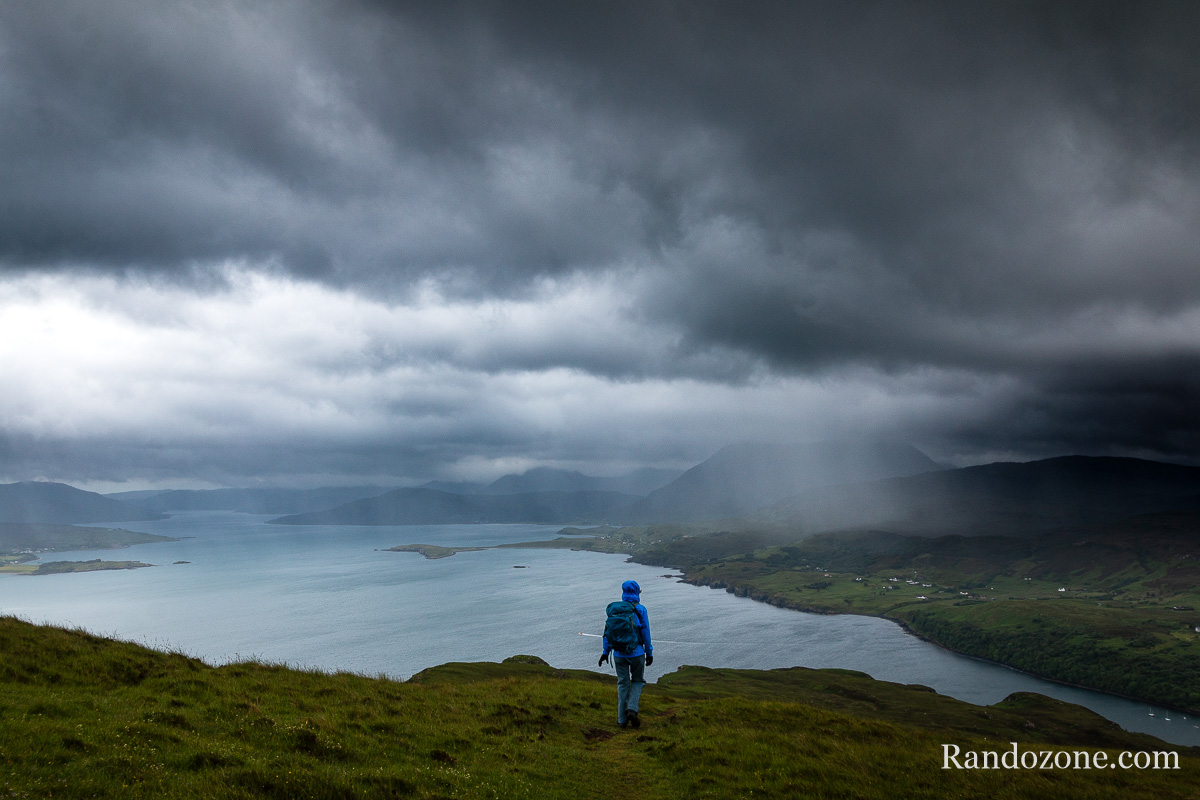 En descendant de Ben Tianavaig En descendant de Ben Tianavaig
