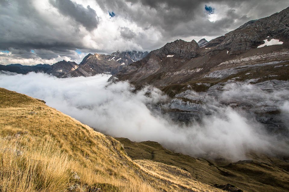 Mer de nuages depuis le col de Tentes Mer de nuages depuis le col de Tentes