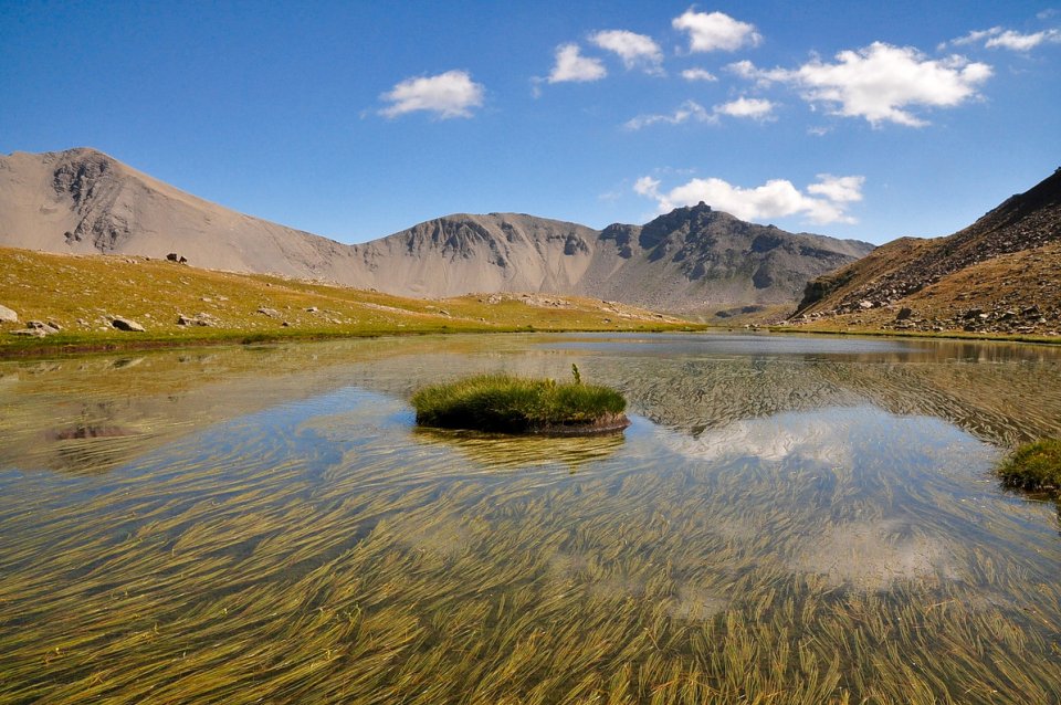 Lac de Gialorgues dans le Mercantour Lac de Gialorgues dans le Mercantour