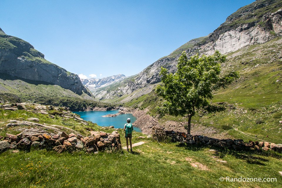 Au dessus du lac des Gloriettes Au dessus du lac des Gloriettes