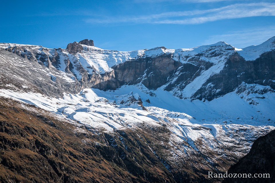 Cirque de Troumouse depuis la route qui monte au Maillet Cirque de Troumouse depuis la route qui monte au Maillet