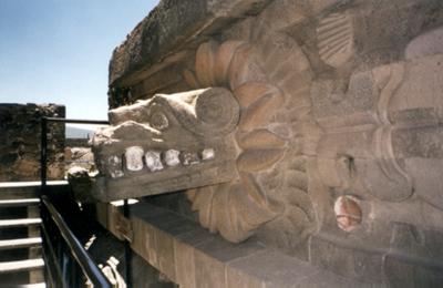 Mexique : Détail d'une tête de dragon Mexique : Détail d'une tête de dragon