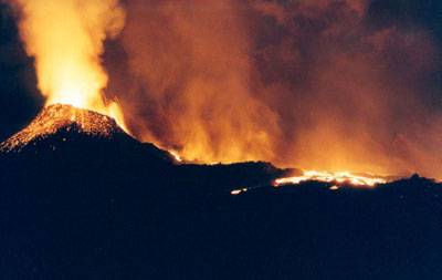 Réunion : Volcan en éruption Réunion : Volcan en éruption