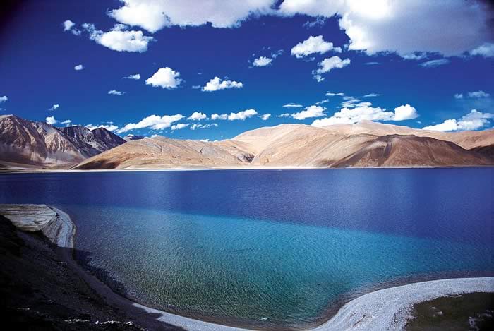 Inde : Pangong lake, ladakh Inde : Pangong lake, ladakh