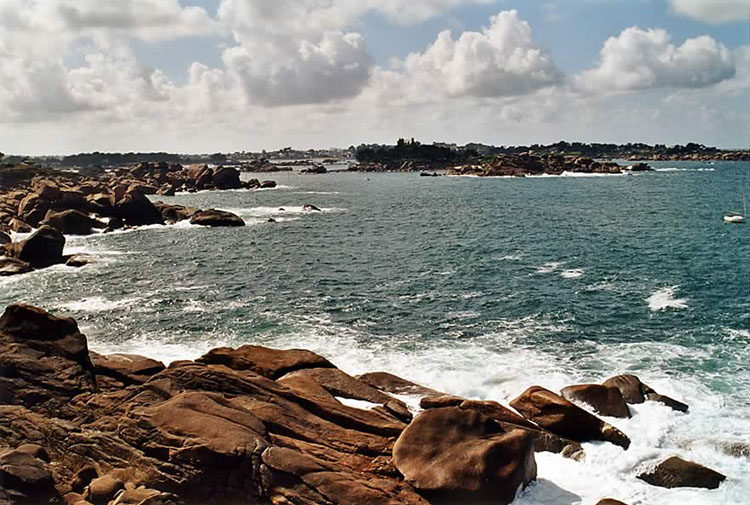 France : Mer et rochers en Bretagne France : Mer et rochers en Bretagne