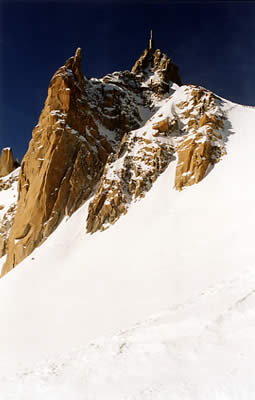 France : Au pied de l'Aiguille du Midi France : Au pied de l'Aiguille du Midi