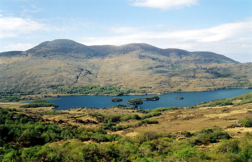Irlande : Immense lac en Irlande Irlande : Immense lac en Irlande